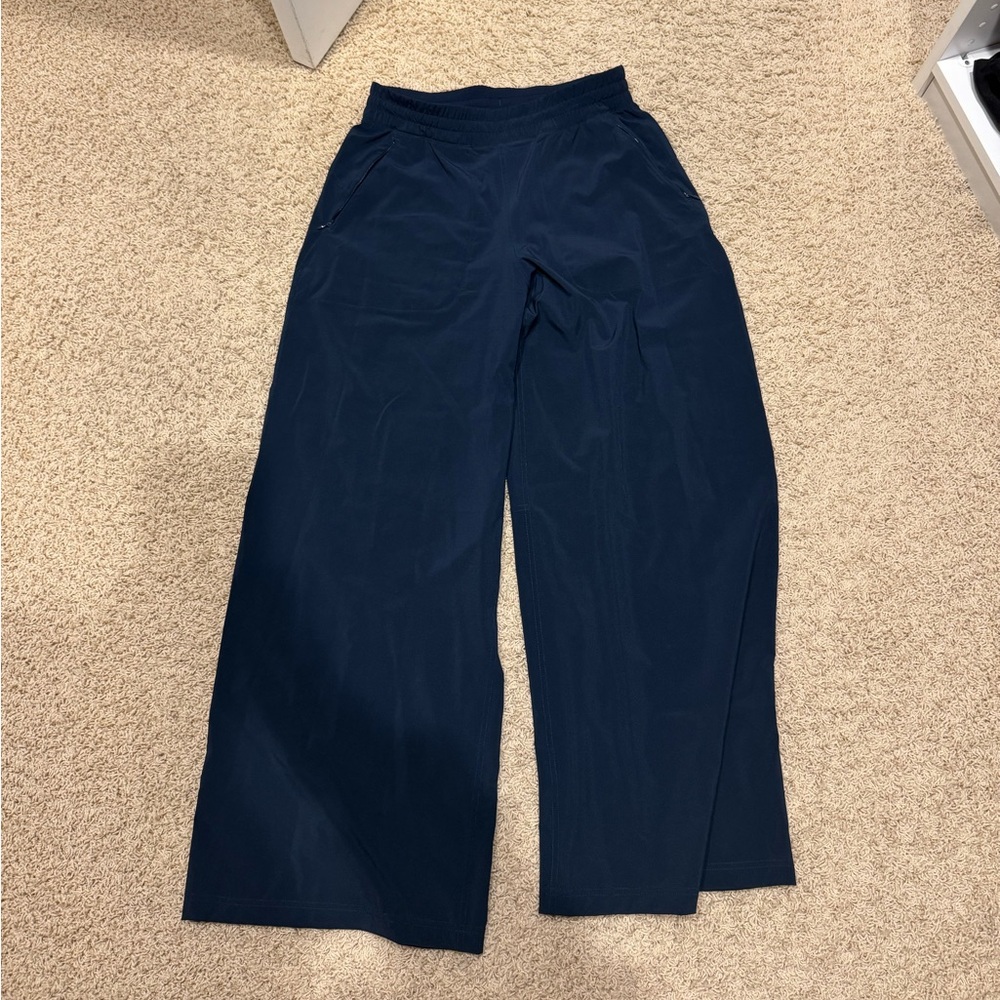 Swift Mid-Rise Wide-Leg Pant True Navy
